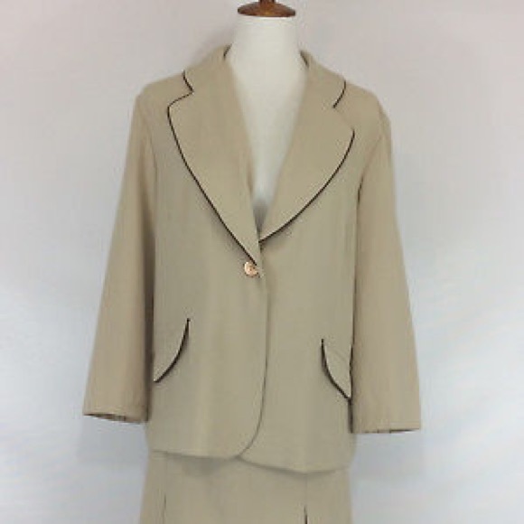 Power Suit Jacket & Skirt SZ 18 Pleated skirt - Picture 2 of 7